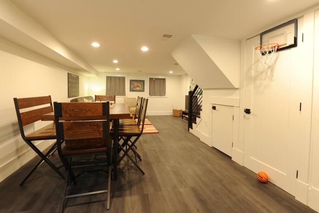 Cherry Blossom Townhouse, Easy Dc Access Washington Exteriör bild
